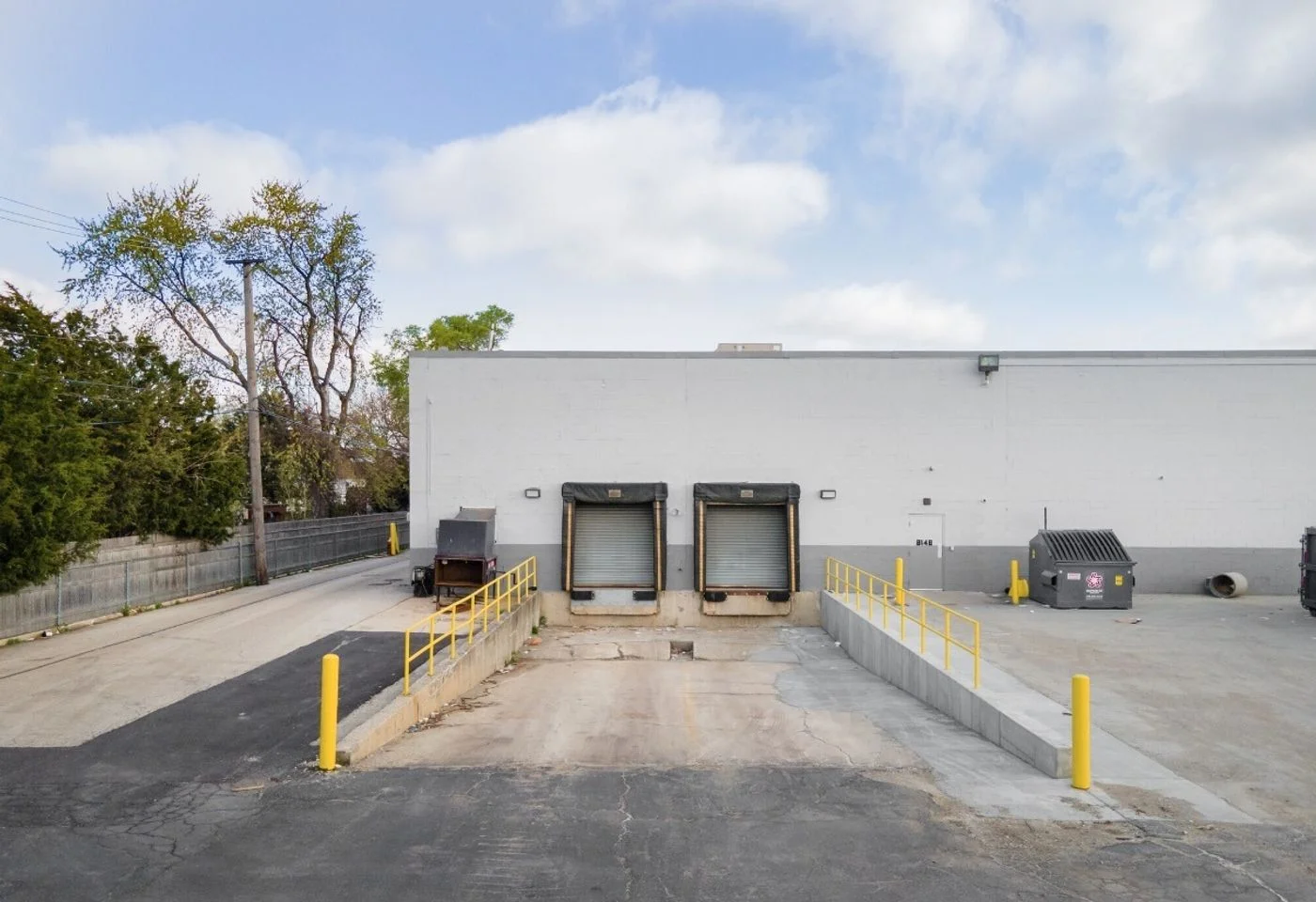 Photo 3 of 8148 S Cicero Ave, Burbank, IL 60459