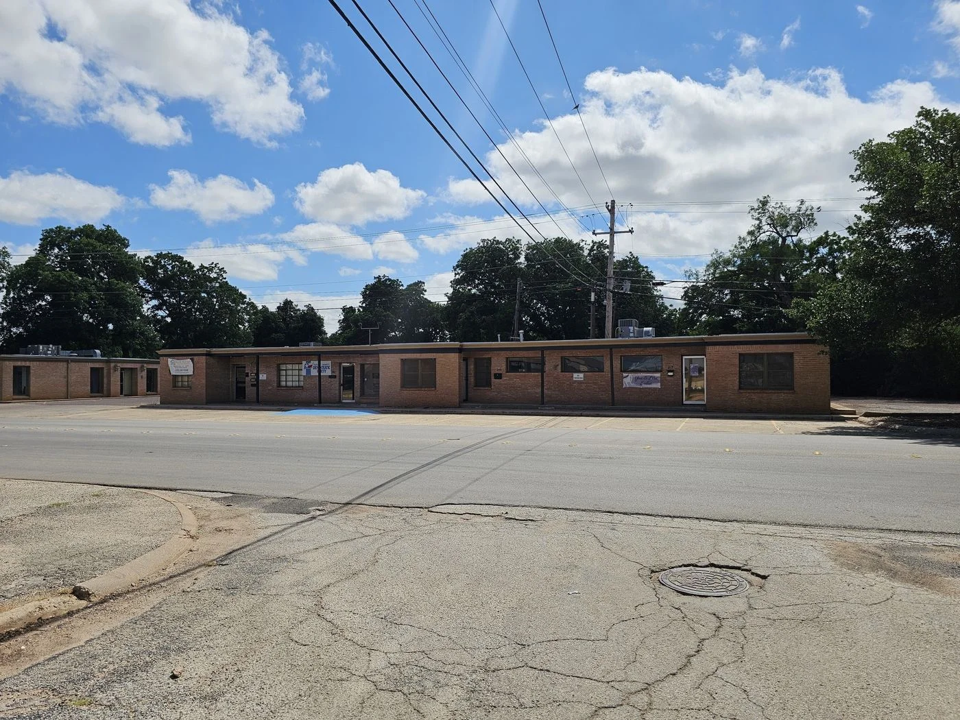 Photo 2 of 209 S Leggett Dr, Abilene, TX 79605