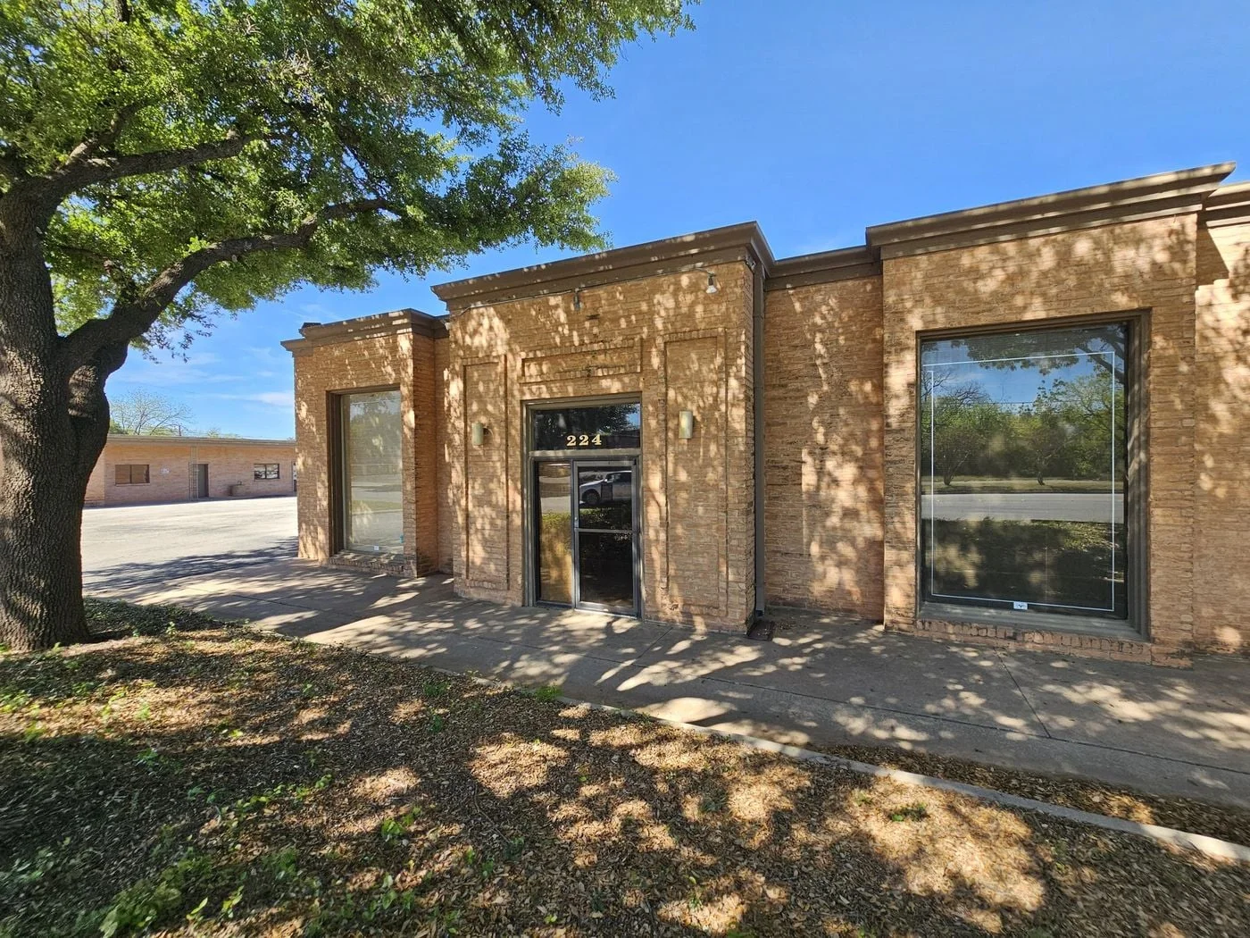 Photo 3 of 216 S Leggett Dr, Abilene, TX 79605