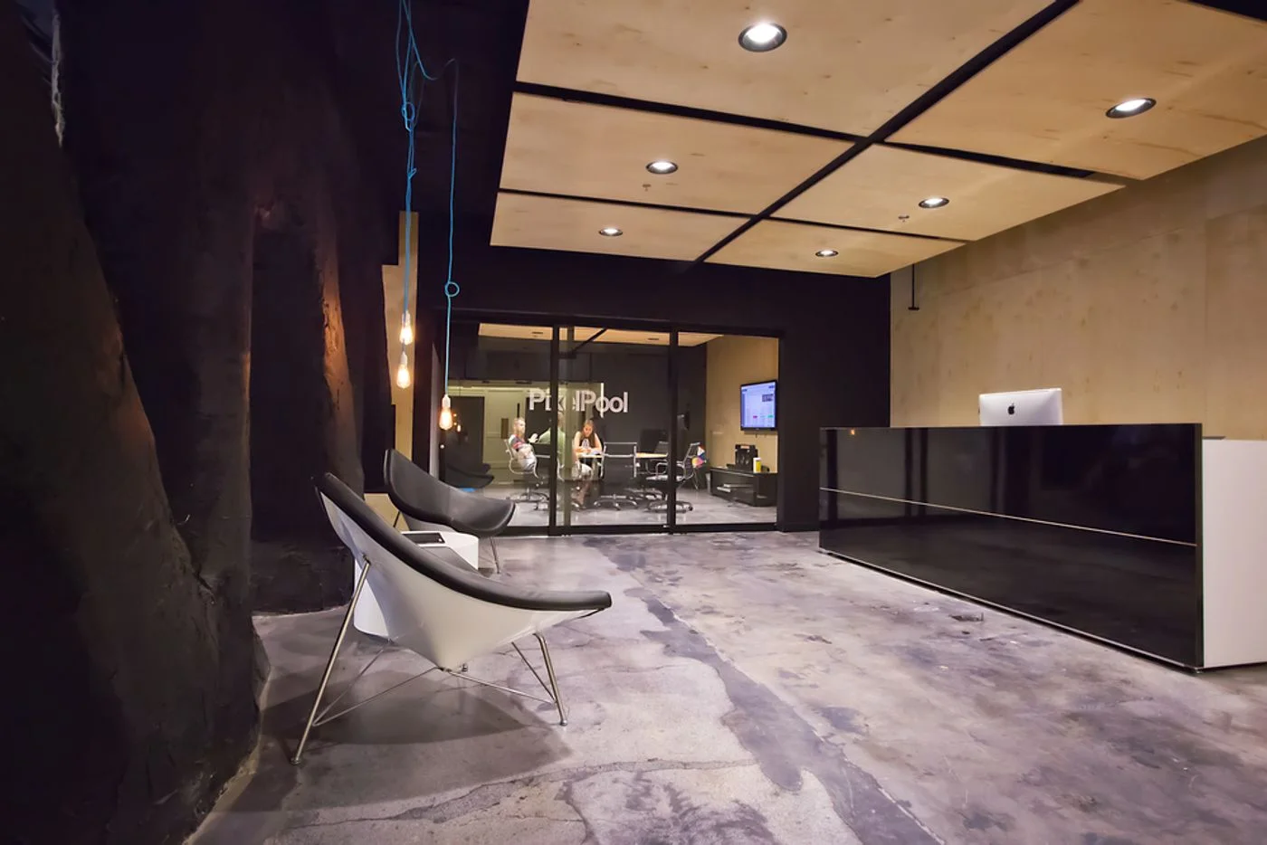 Photo 3 of 621 SW Alder St, Portland, OR 97205