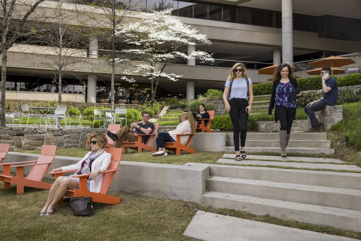 Photo 2 of 5901 Peachtree Dunwoody Rd, Atlanta, GA 30328