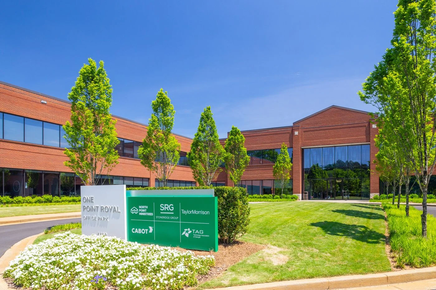 Photo 1 of 4400 N Point Pkwy, Alpharetta, GA 30022