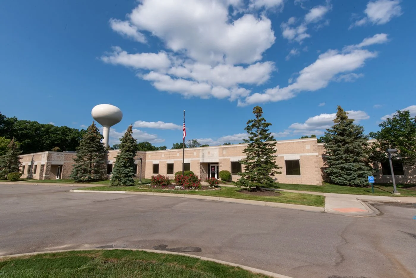 Photo 2 of 1194 Oak Valley Dr, Ann Arbor, MI 48108