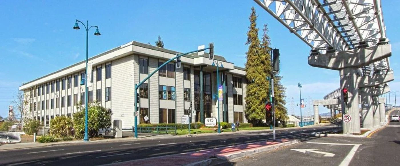 Photo 1 of 675 Hegenberger Rd, Oakland, CA 94621