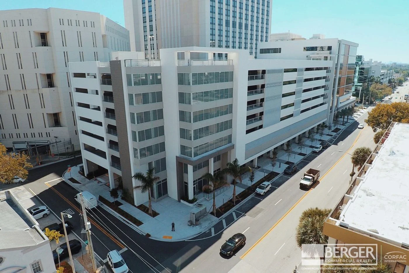 Photo 2 of 550 S Andrews Ave, Fort Lauderdale, FL 33301