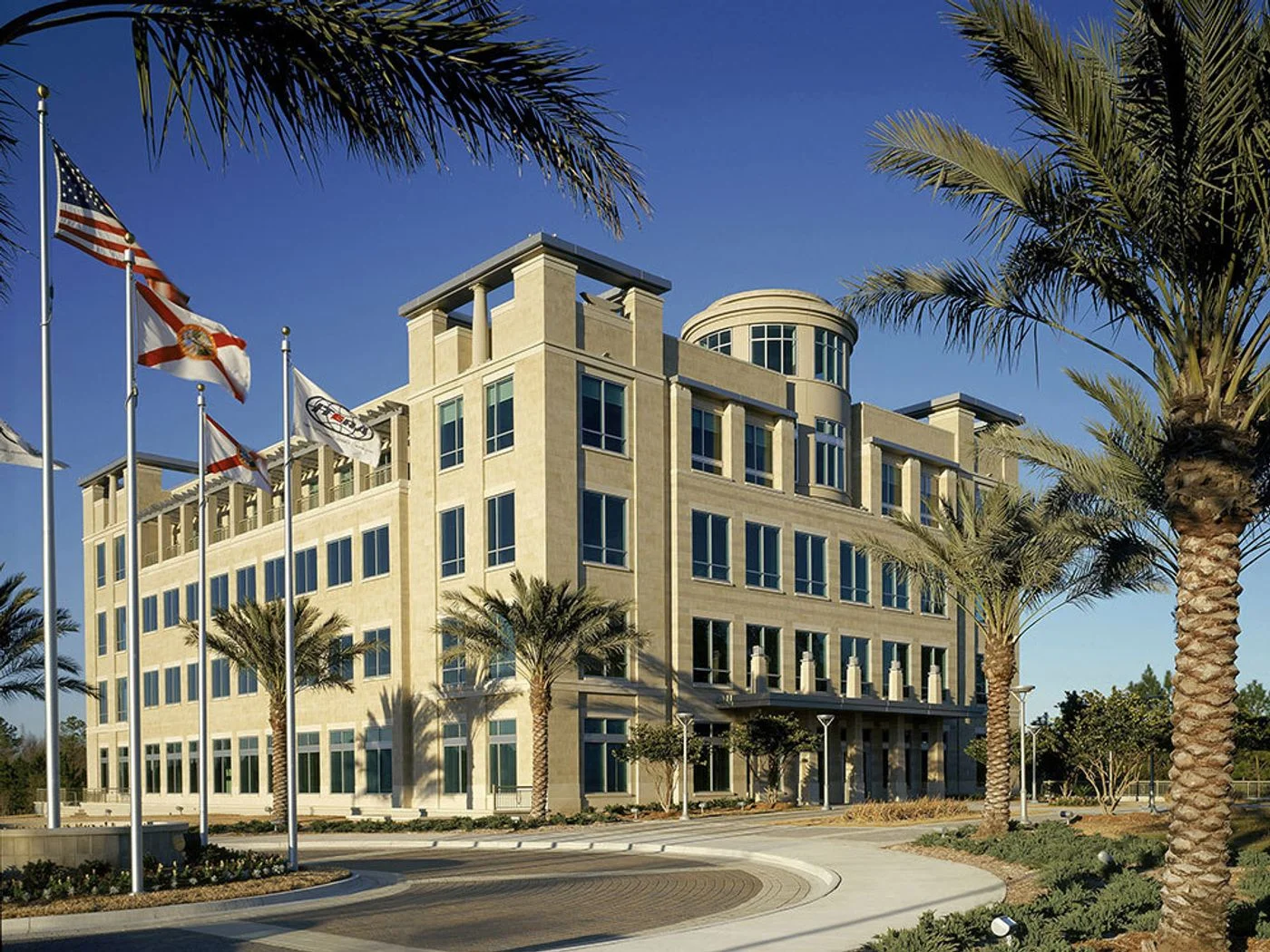 Photo 1 of 9995 Gate Pkwy N, Jacksonville, FL 32246