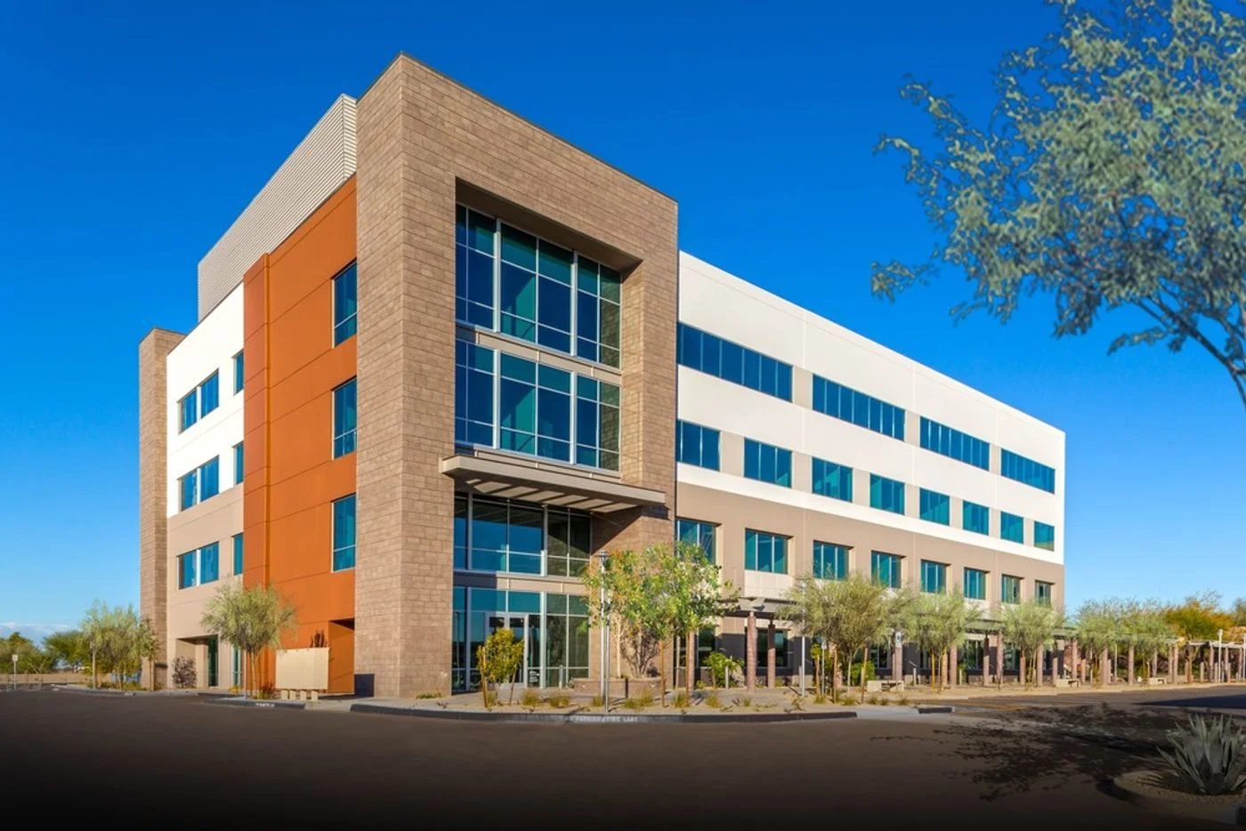 Photo 1 of 9321 W Thomas Rd, Phoenix, AZ 85037