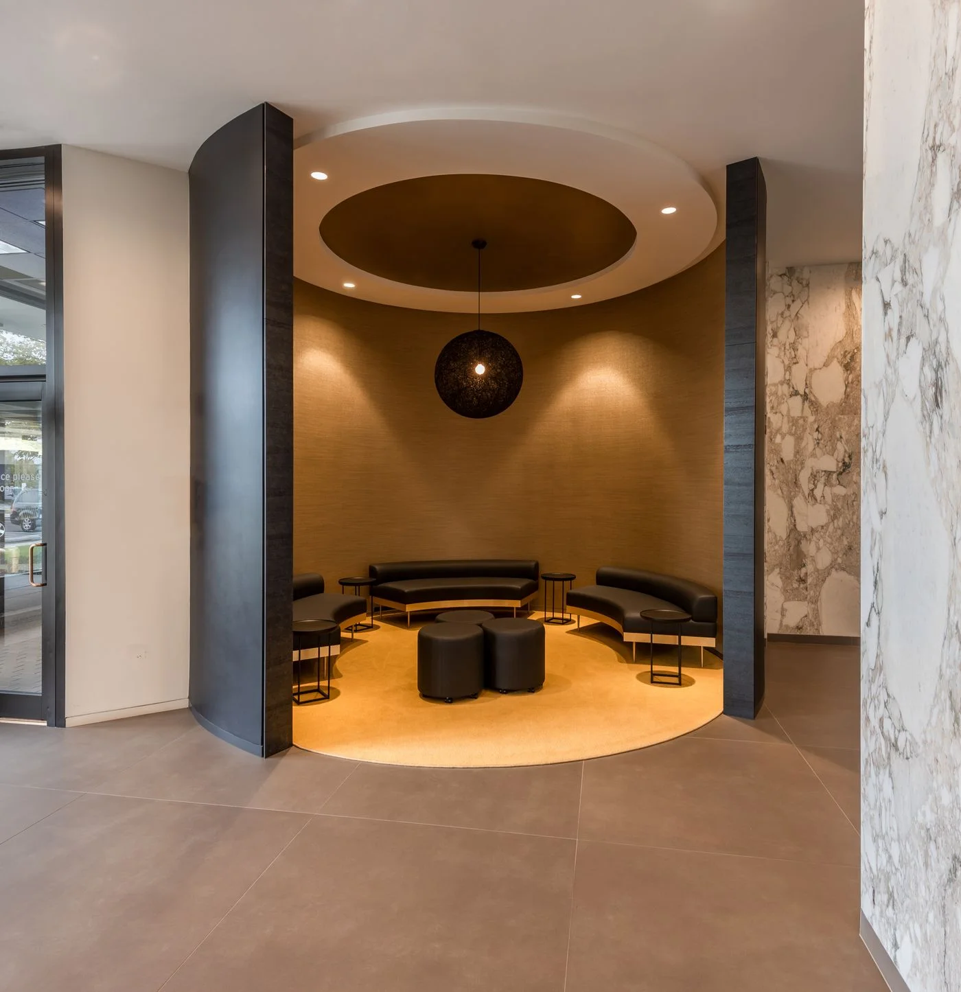 Photo 2 of 1900 Spring Rd, Oak Brook, IL 60523