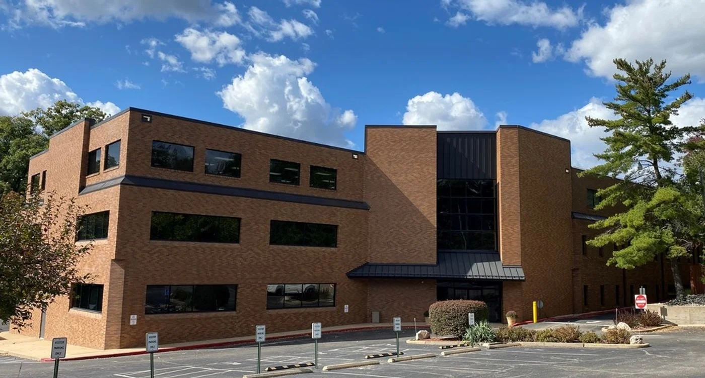 Photo 1 of 12166 Old Big Bend Rd, Saint Louis, MO 63122