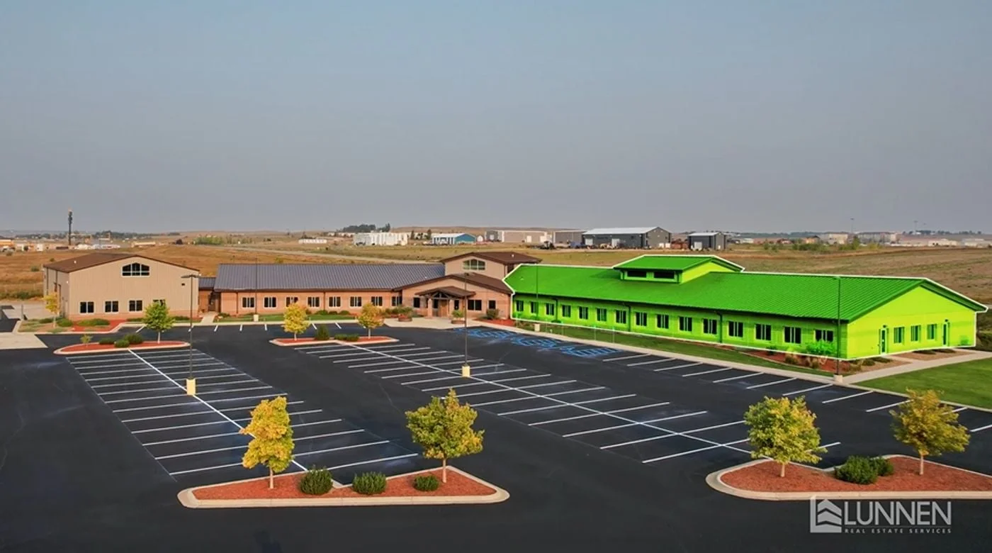 Photo 1 of 10315 Camp Dr, Williston, ND 58801