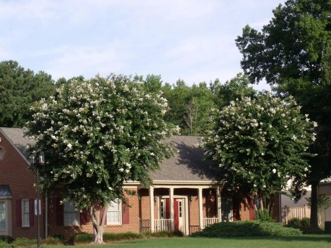 Photo 3 of 2010 Old Greenbrier Rd, Chesapeake, VA 23320