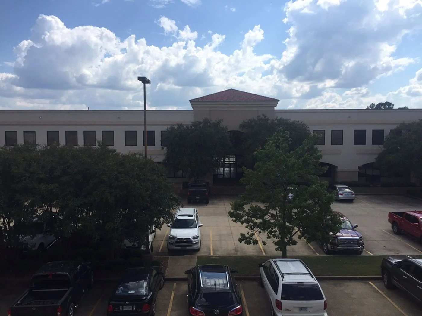 Photo 2 of 144 S Thomas St, Tupelo, MS 38801