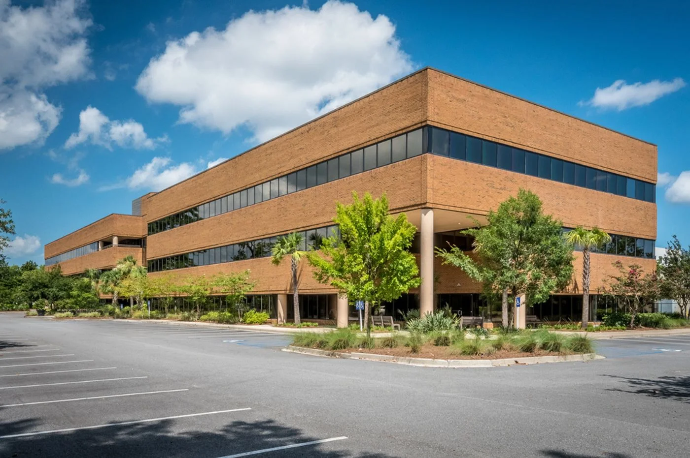 Photo 2 of 4975 Lacross Rd, North Charleston, SC 29406