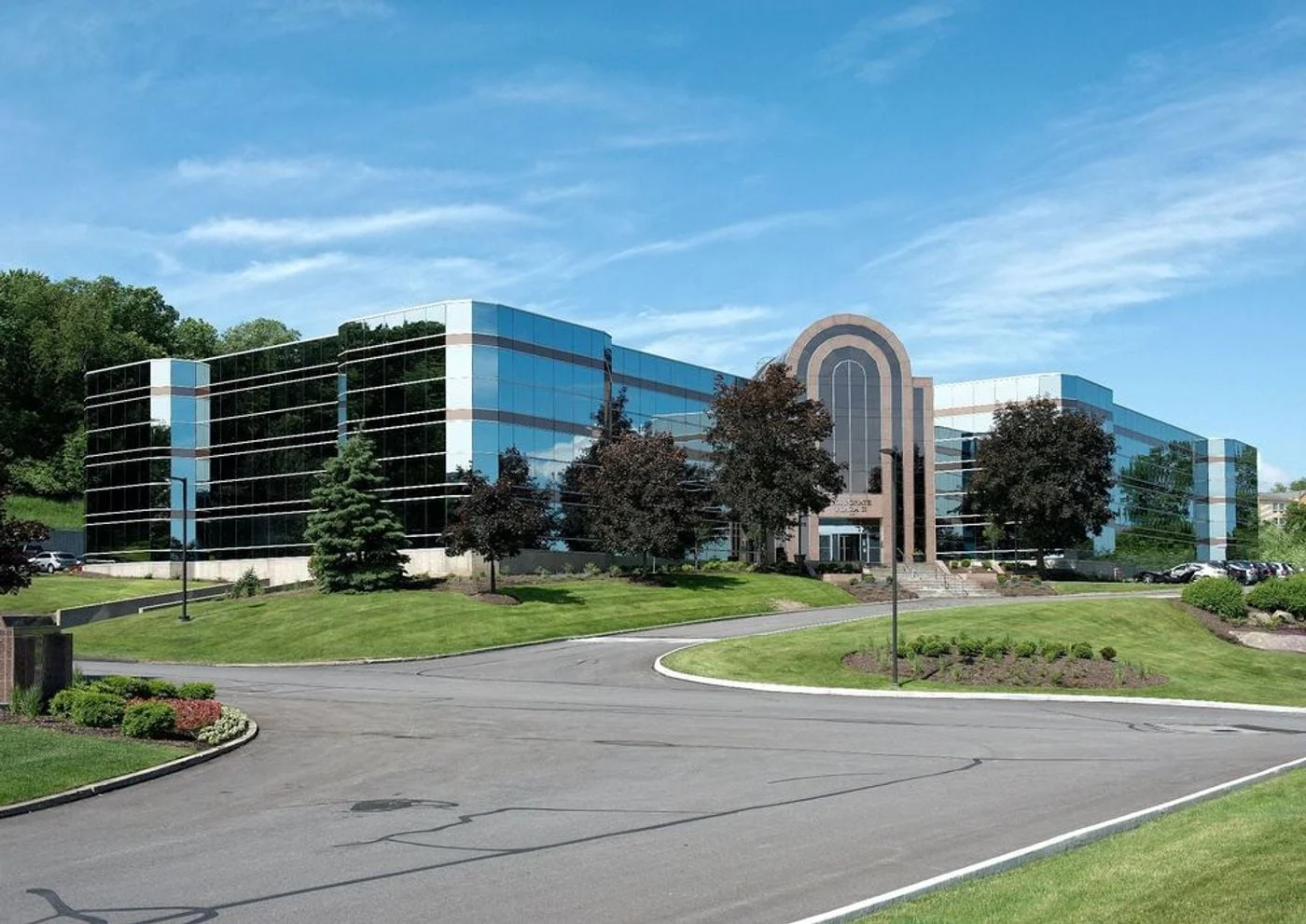 Photo 3 of 6450-6480 S Rockside Woods, Independence, OH 44131