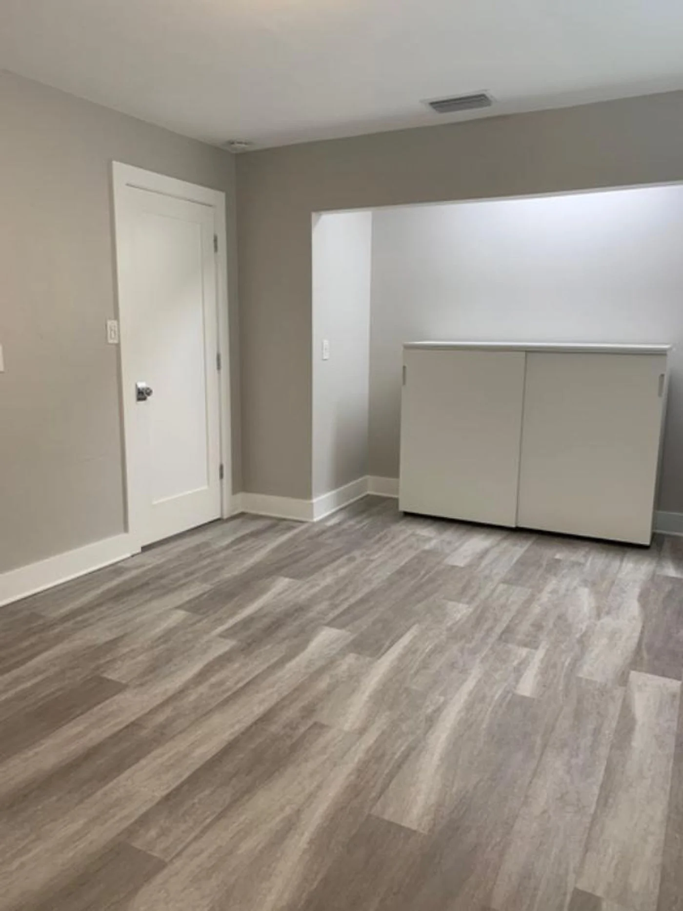 Photo 2 of 6601 1st Ave N, Saint Petersburg, FL 33710