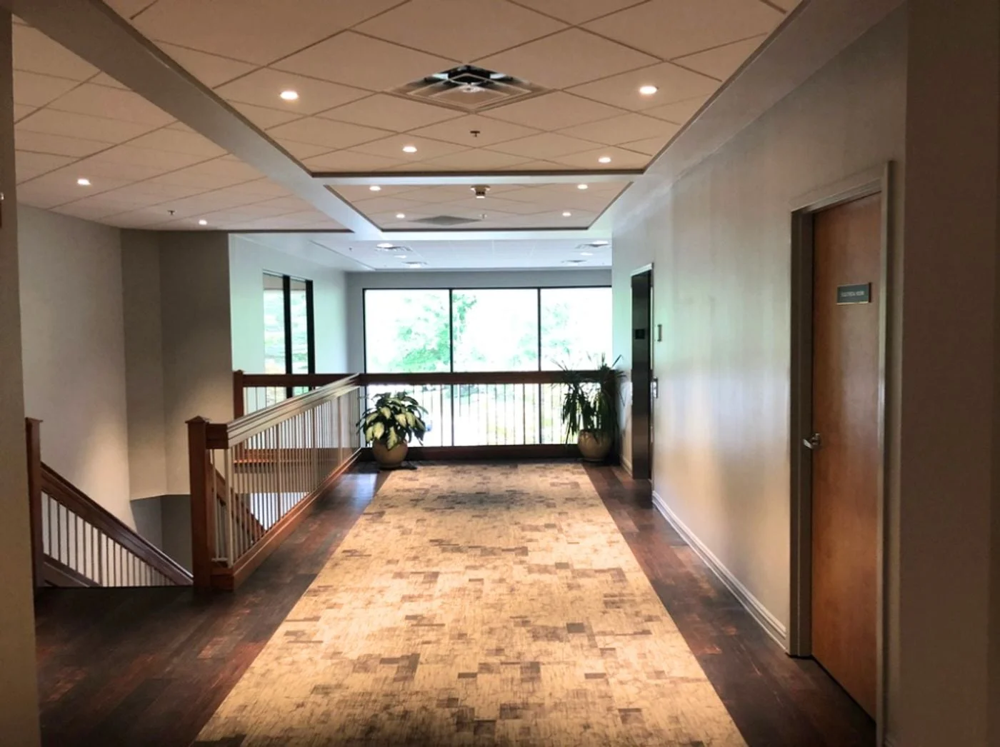 Photo 2 of 405 Silverside Rd, Wilmington, DE 19809