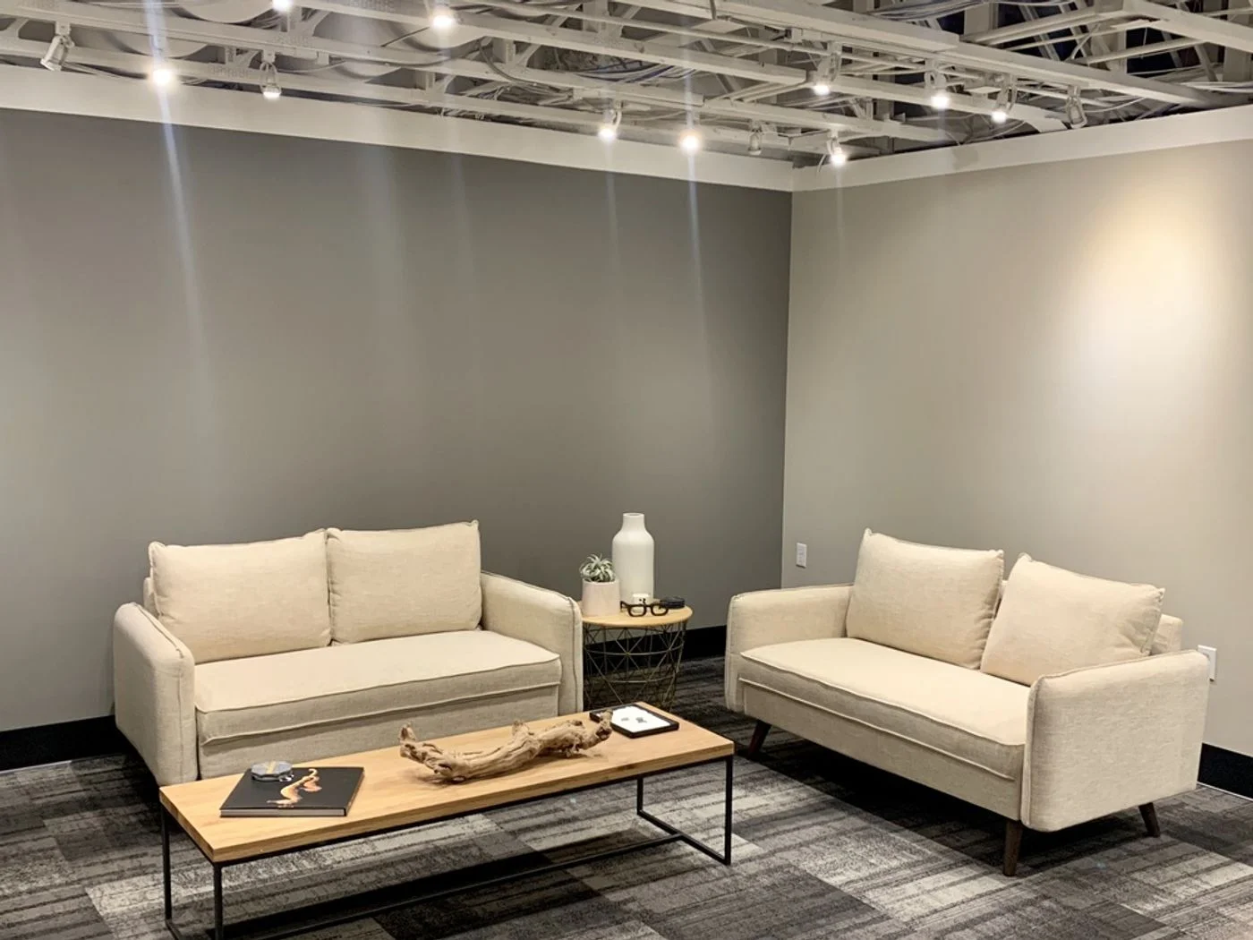 Photo 3 of 124 S 400 E, Salt Lake City, UT 84111