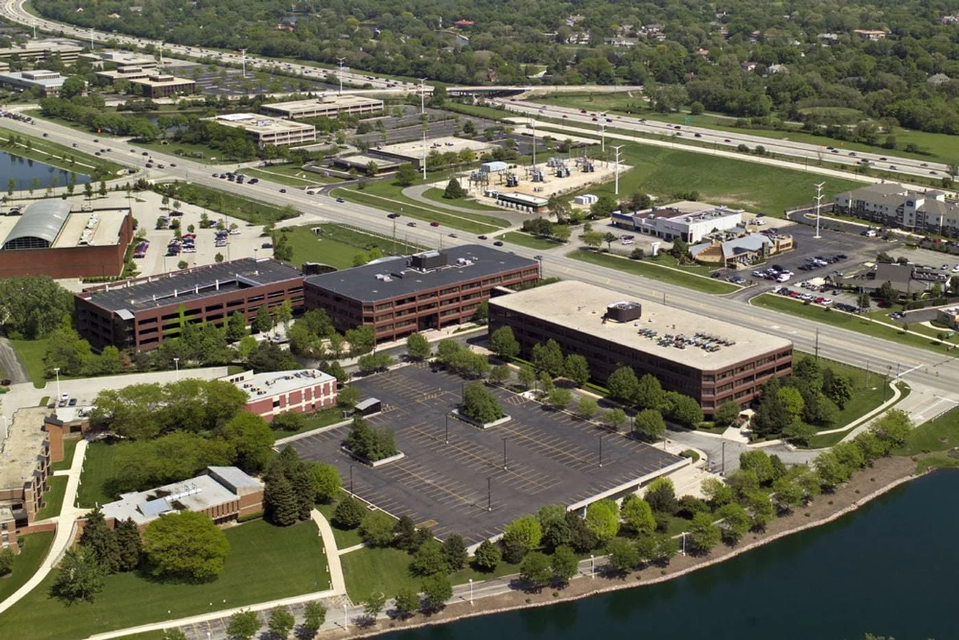 Photo 2 of 700 E Butterfield Rd, Lombard, IL 60148