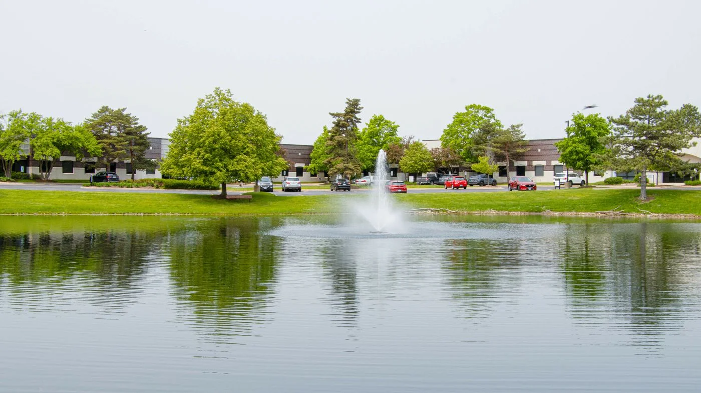 Photo 3 of 565 Lakeview Pkwy, Vernon Hills, IL 60061