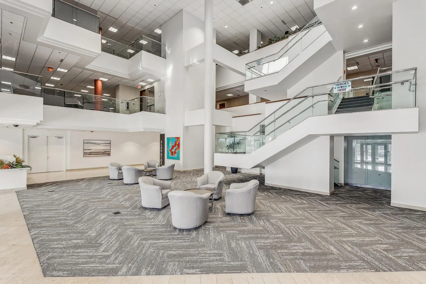 Photo 1 of 8200 E Thorn Dr, Wichita, KS 67226