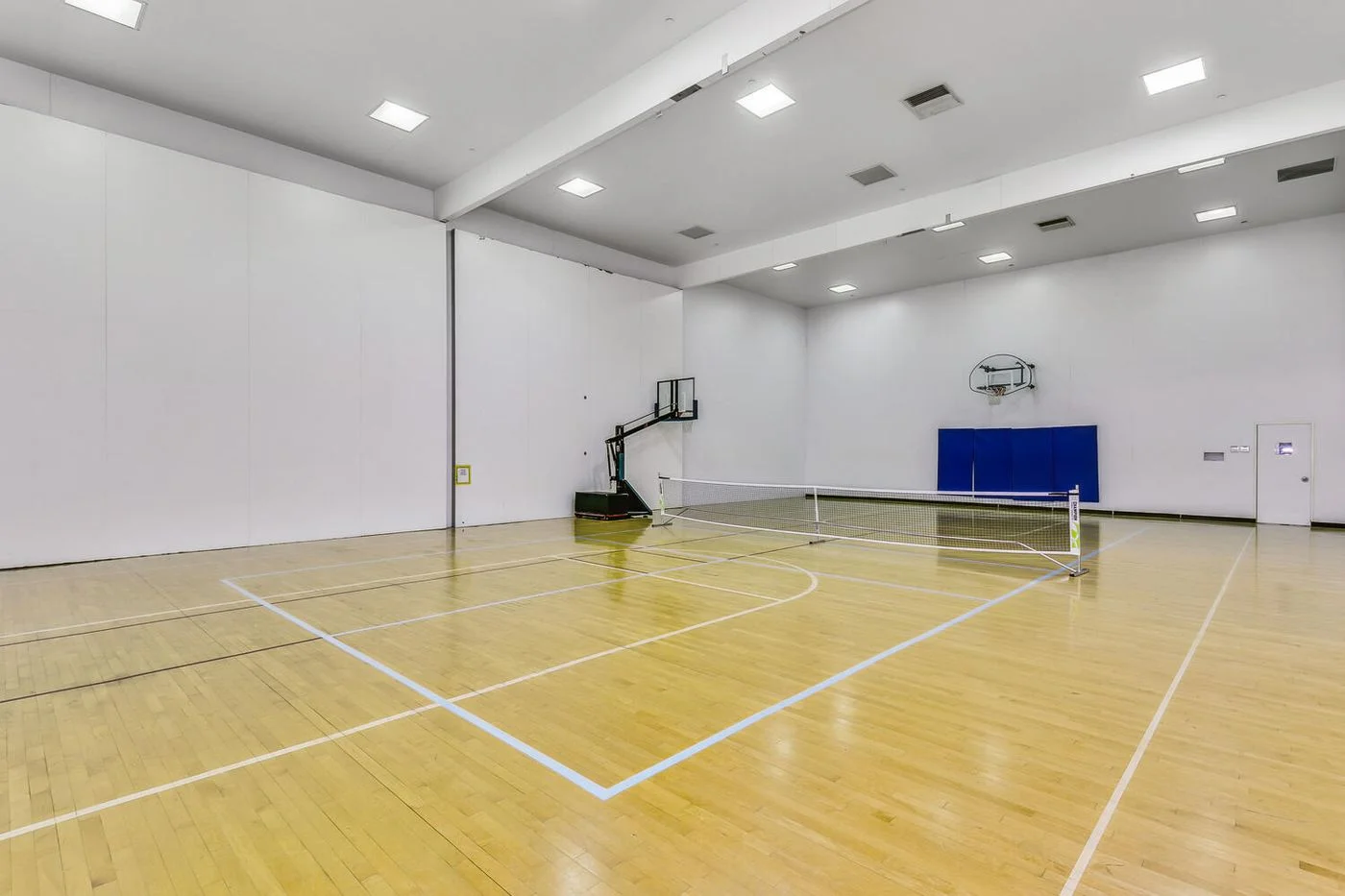 Photo 2 of 8200 E Thorn Dr, Wichita, KS 67226