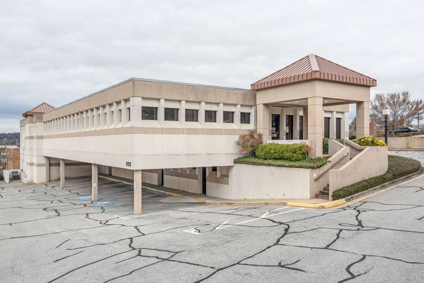 Photo 1 of 633 19th St, Columbus, GA 31901