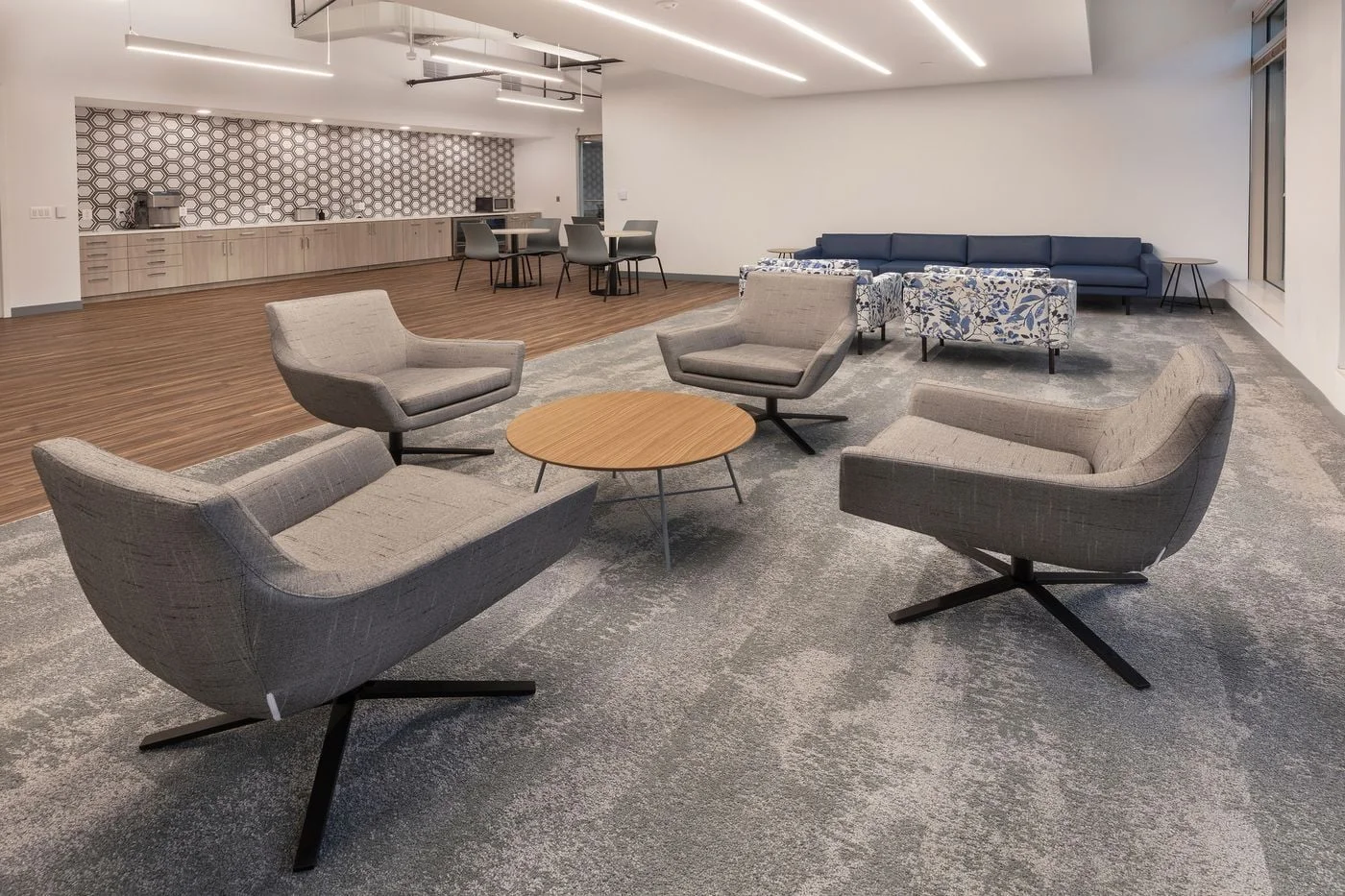 Photo 3 of 2650 Park Tower Dr, Vienna, VA 22180