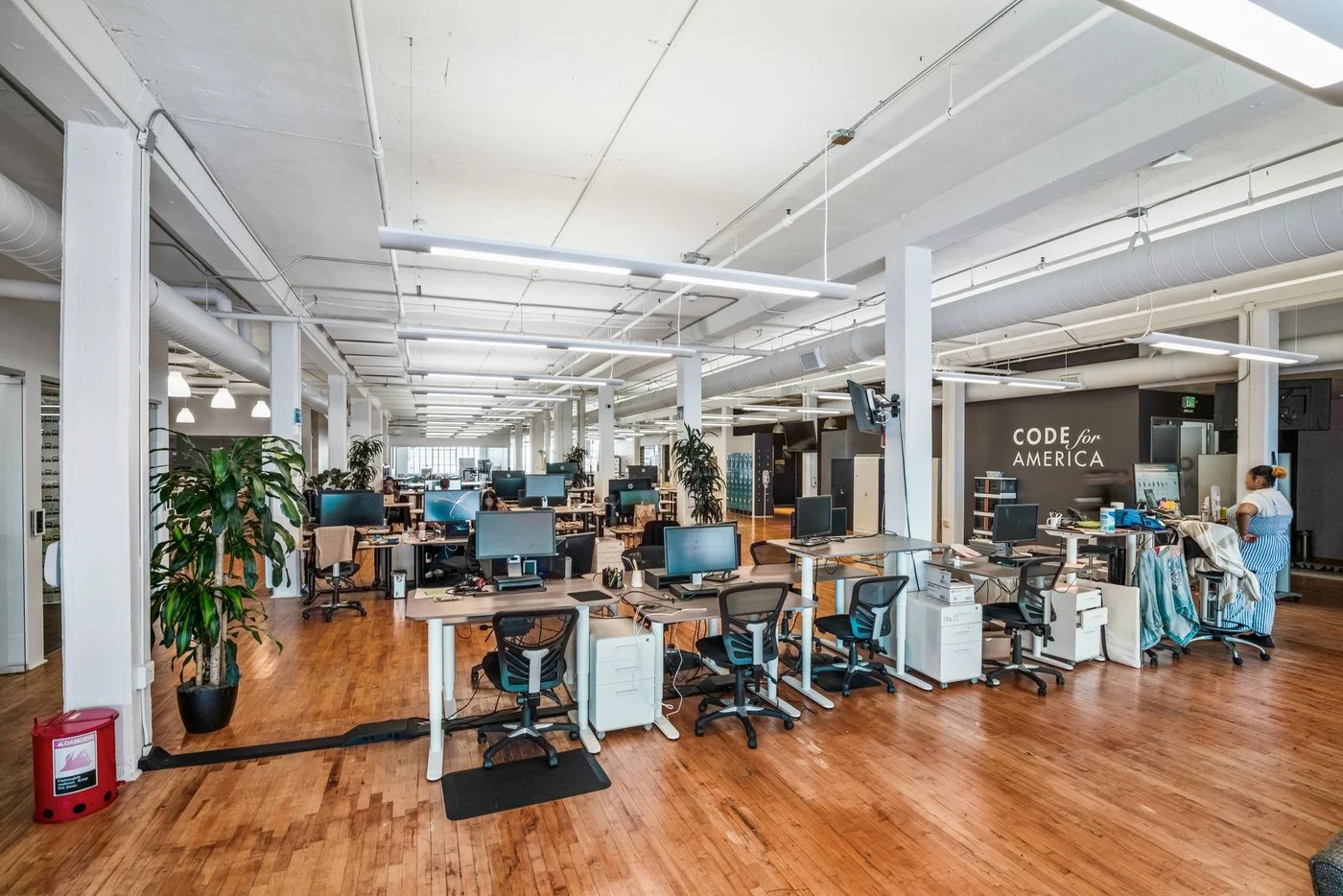 Photo 2 of 972 Mission St, San Francisco, CA 94103