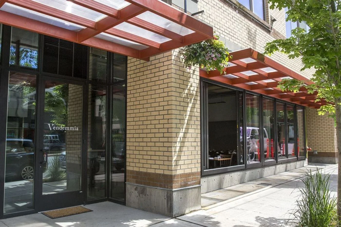 Photo 3 of 1126 34th Ave, Seattle, WA 98122