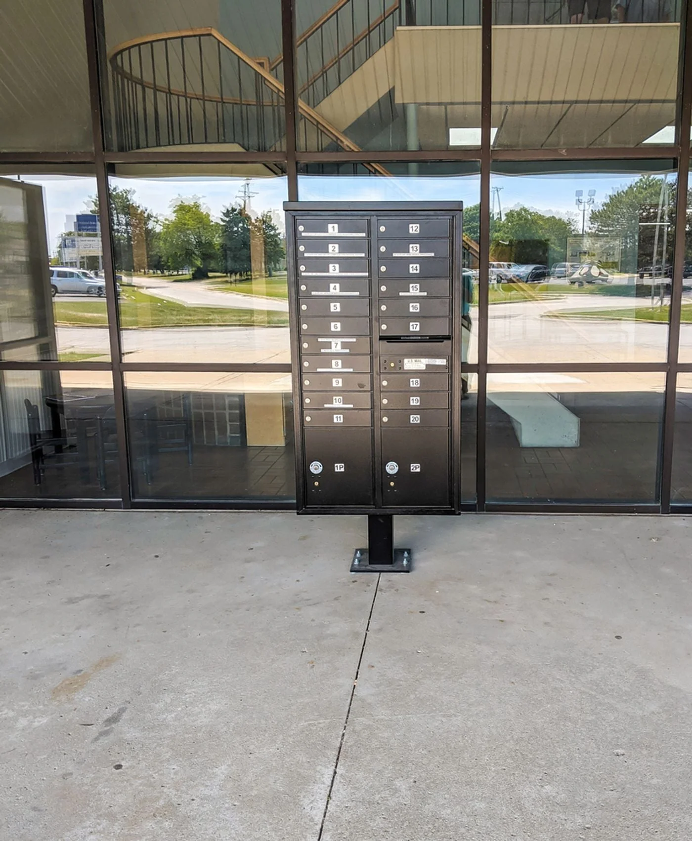 Photo 2 of 27511 Holiday Ln, Perrysburg, OH 43551