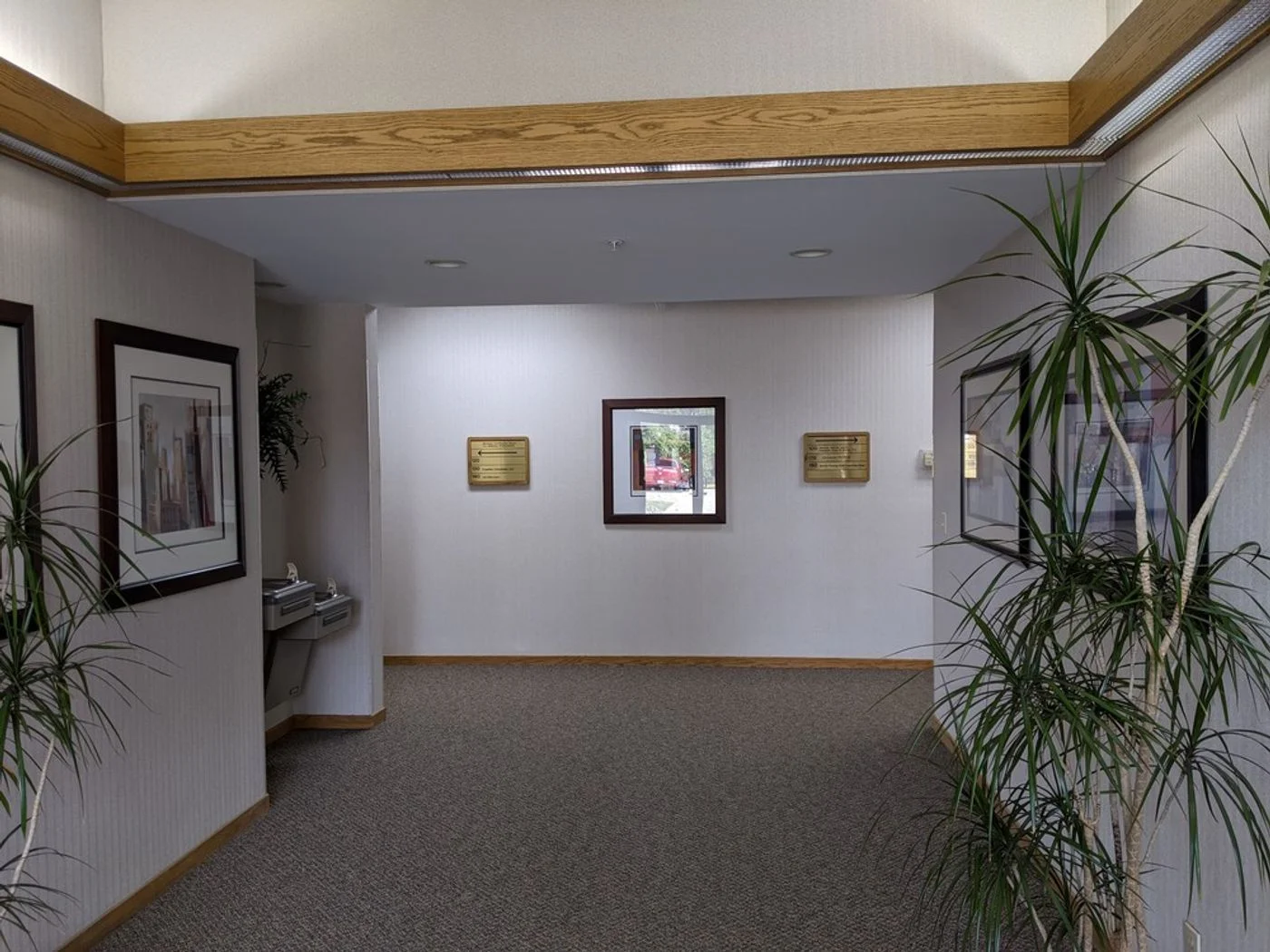 Photo-2 of 6639 Centurion Dr, Lansing, MI 48917
