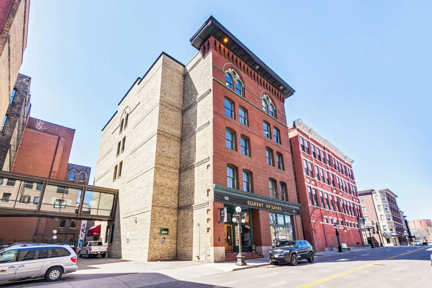 Photo-2 of 413 Wacouta St, Saint Paul, MN 55101