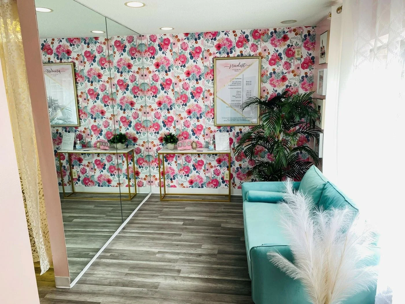 Photo 2 of 5743 Wilkie Dr, Fort Wayne, IN 46804