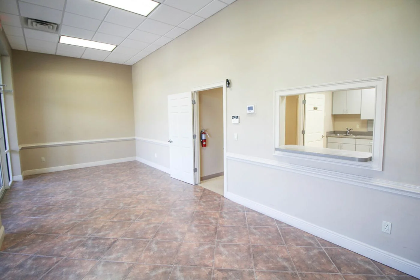 Photo 3 of 2511 Saint Johns Bluff Rd S, Jacksonville, FL 32246