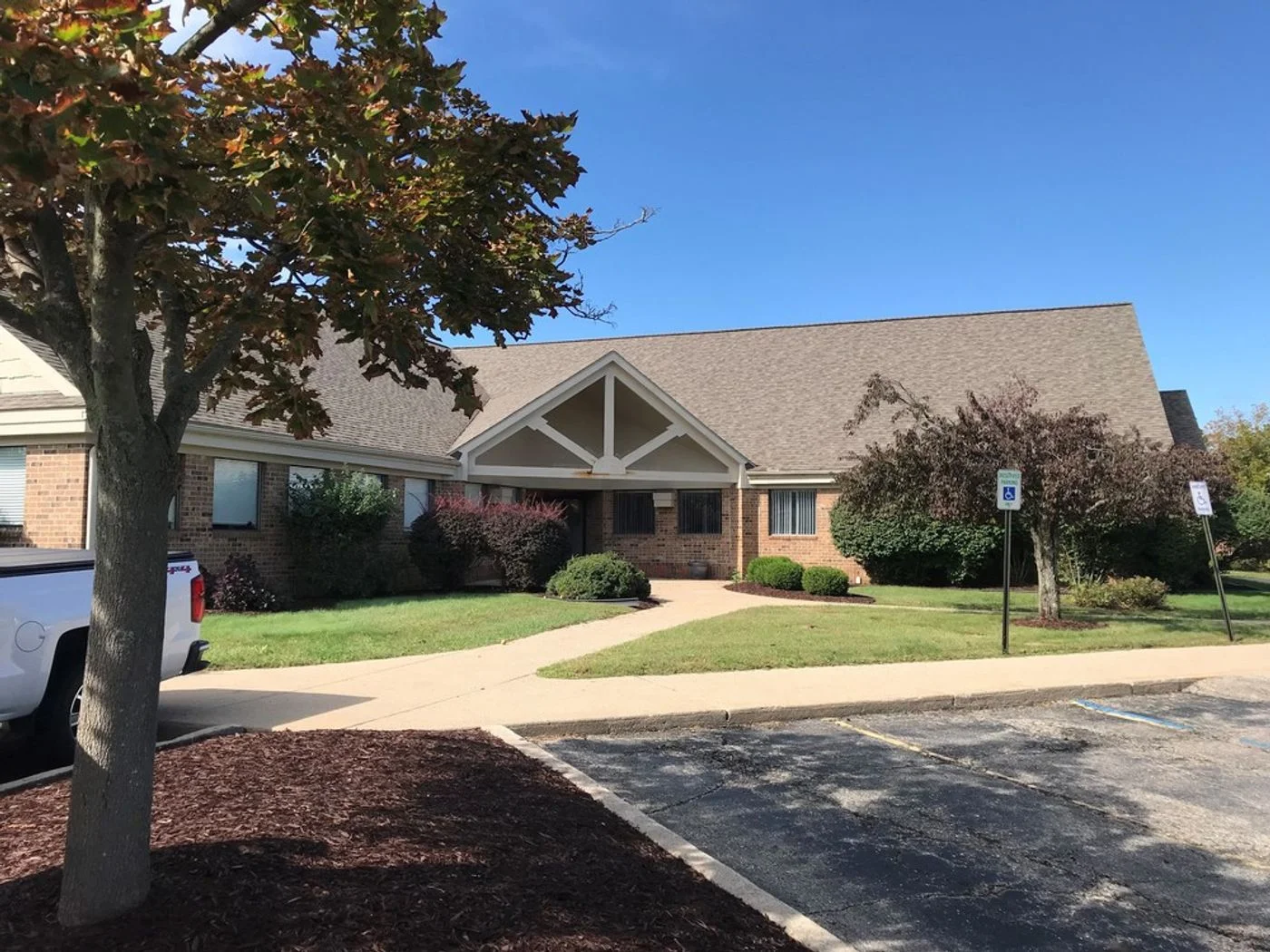 Photo 1 of 221 W Lake Lansing Rd, East Lansing, MI 48823