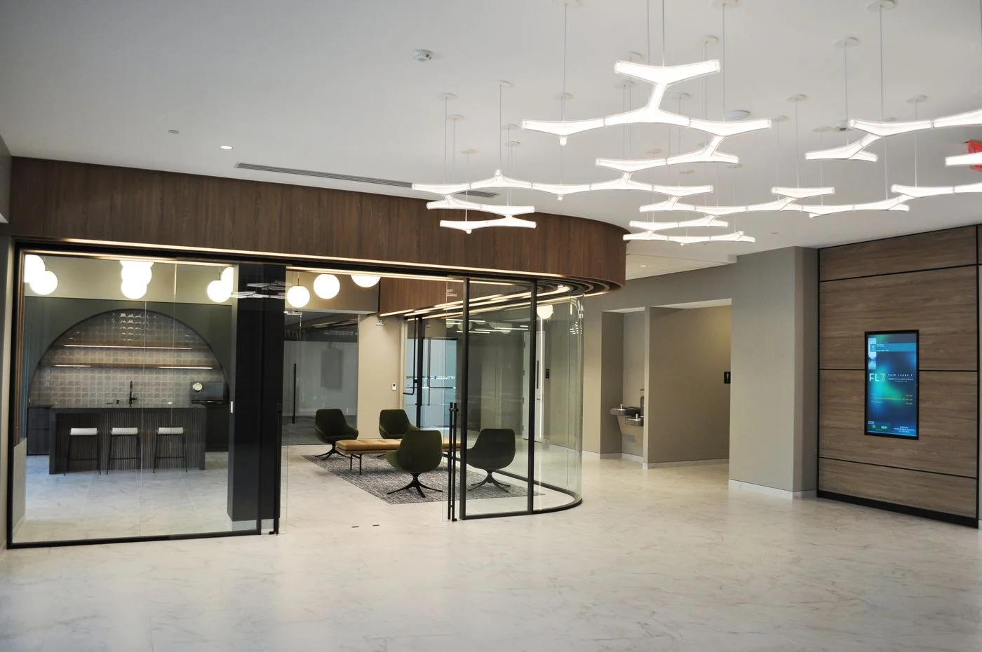 Photo 3 of 12730 Fair Lakes Cir, Fairfax, VA 22033