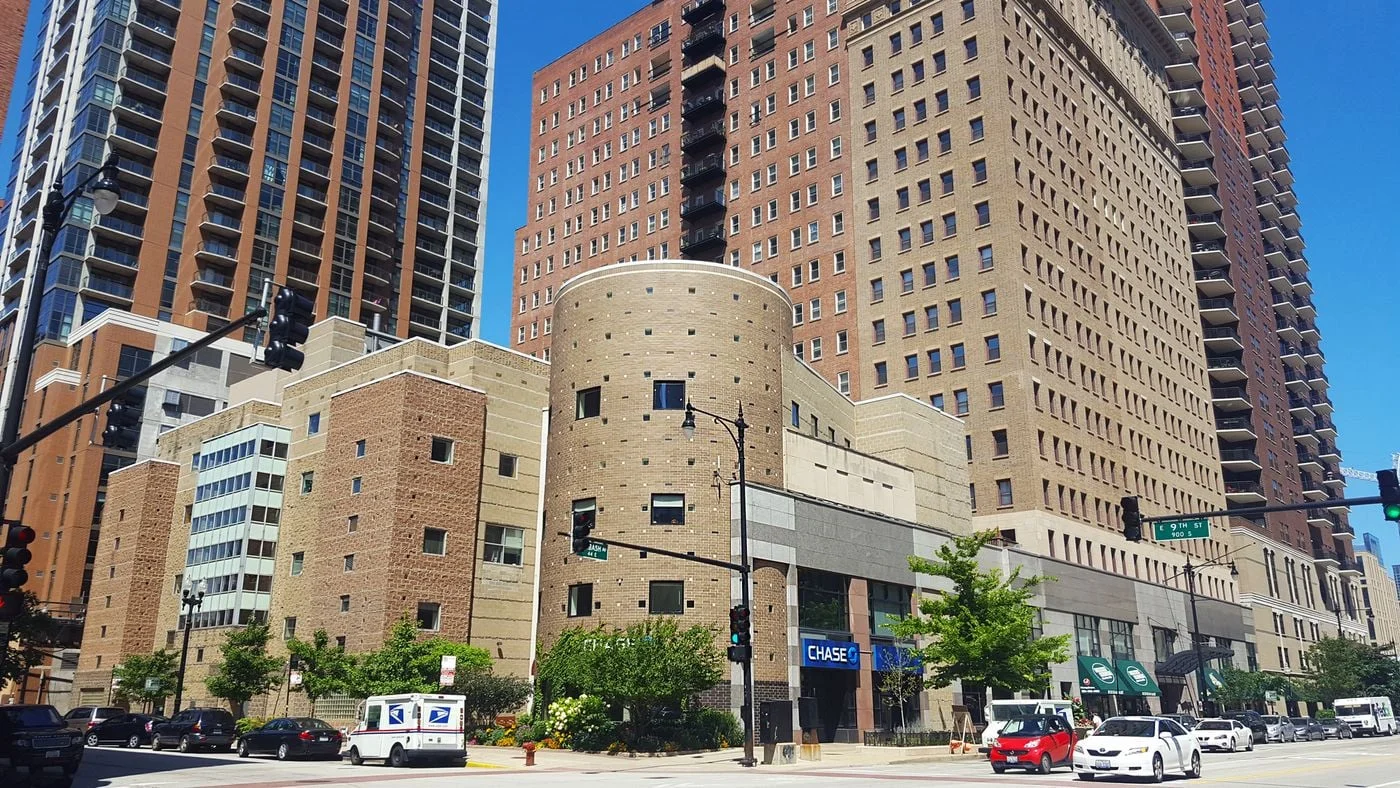 Photo 1 of 850 S Wabash Ave, Chicago, IL 60605