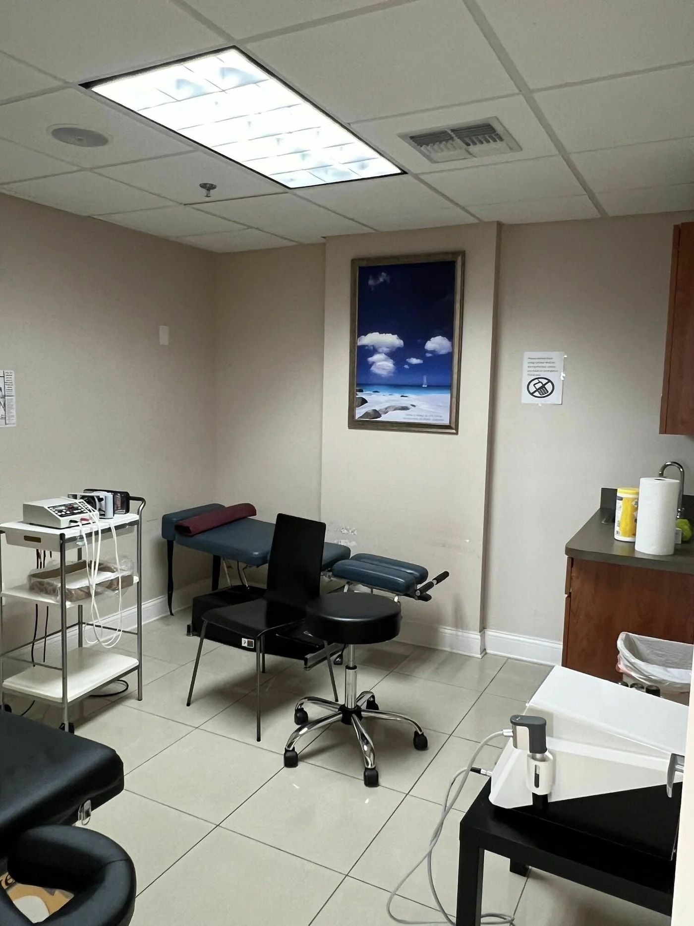 Photo 2 of 111 E Monument Ave, Kissimmee, FL 34741