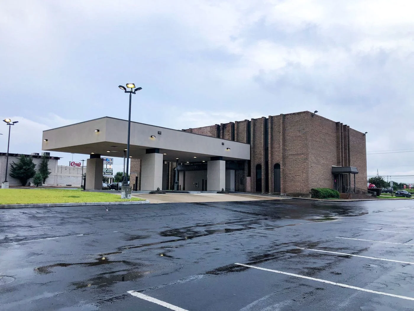 Photo 3 of 13301 East Fwy, Houston, TX 77015