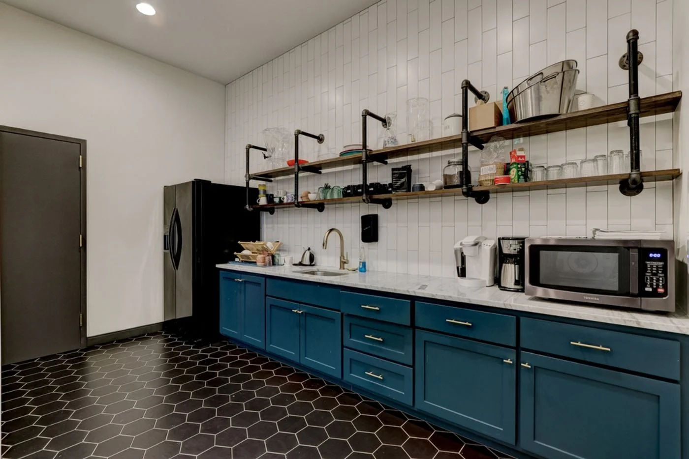 Photo 3 of 10 N Lee Ave, Oklahoma City, OK 73102