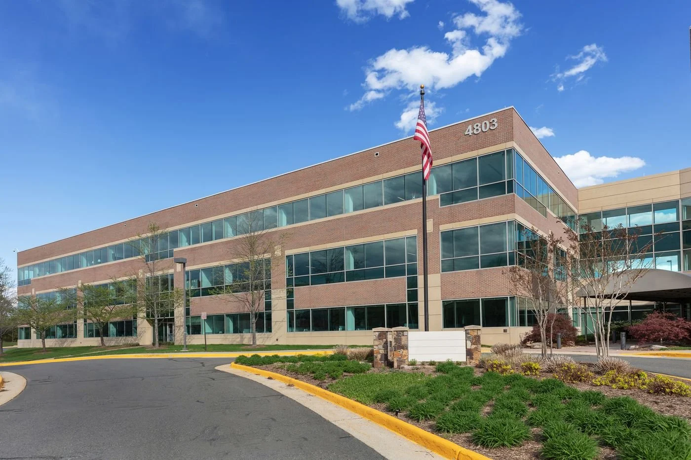 Photo-1 of 4803 Stonecroft Blvd, Chantilly, VA 20151