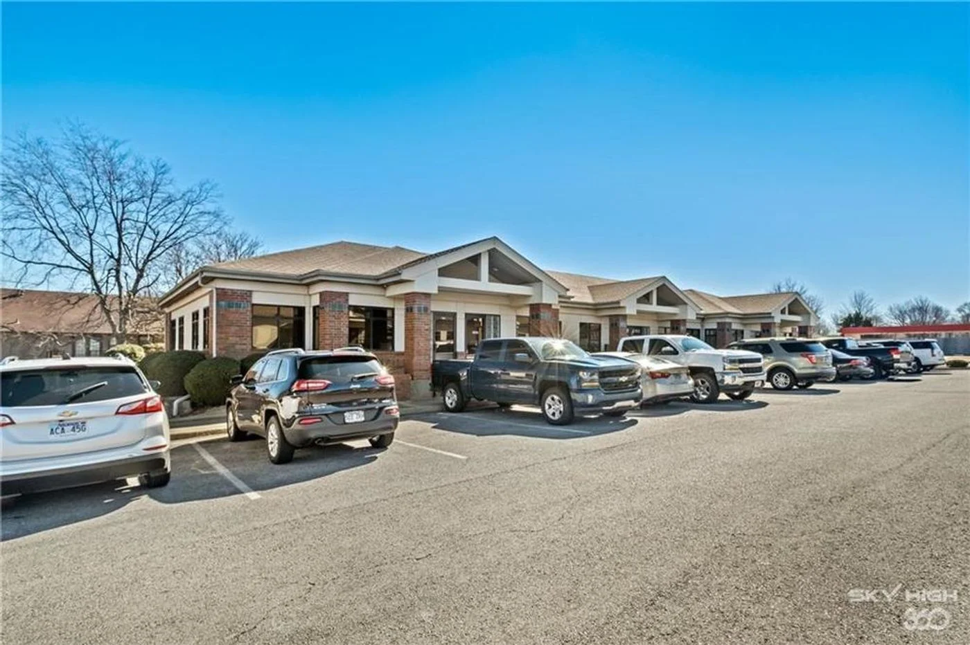 Photo 2 of 3291 S Thompson St, Springdale, AR 72764