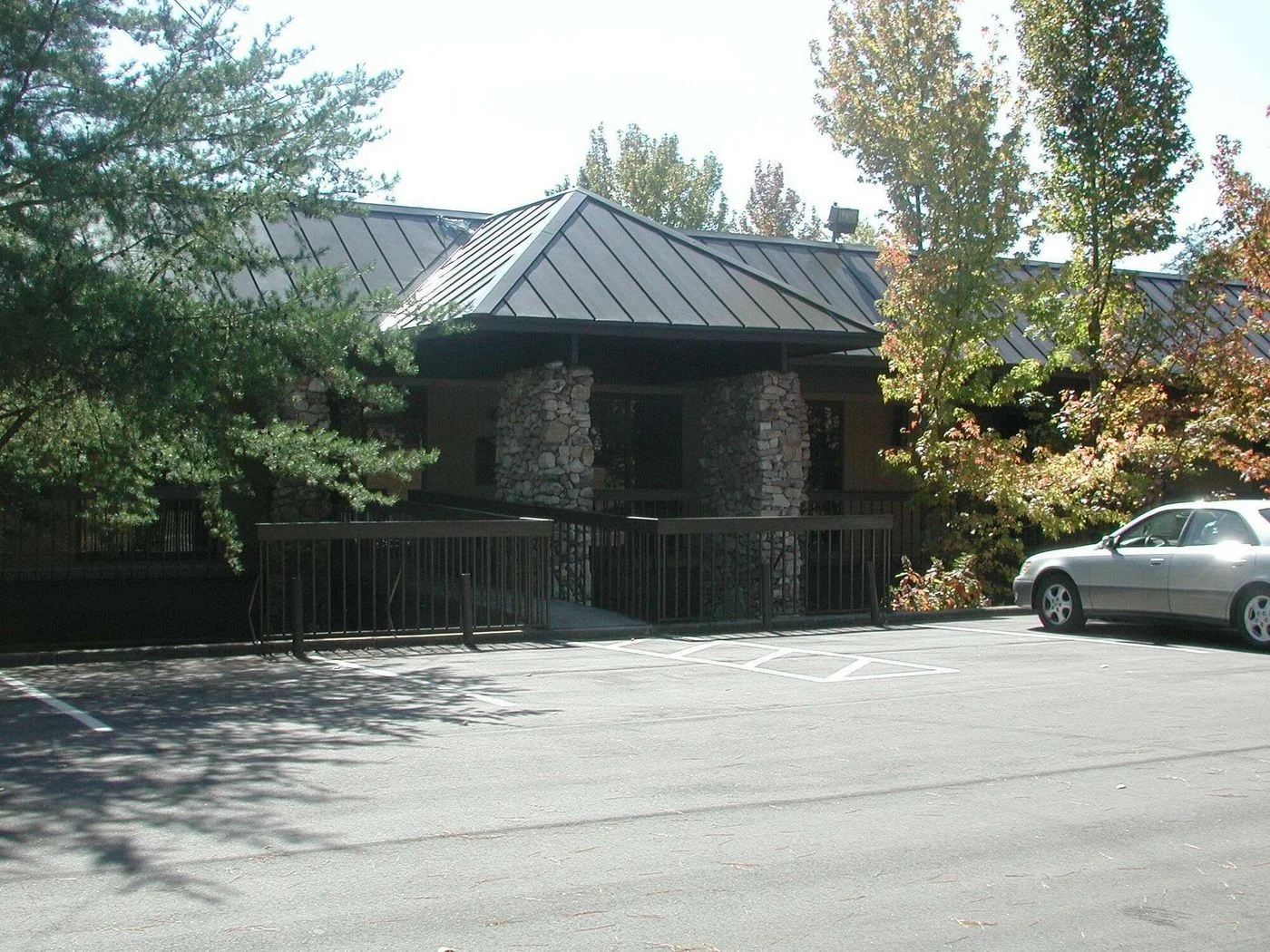 Photo 3 of 100 - 700 Century Park South, Birmingham, AL 35226