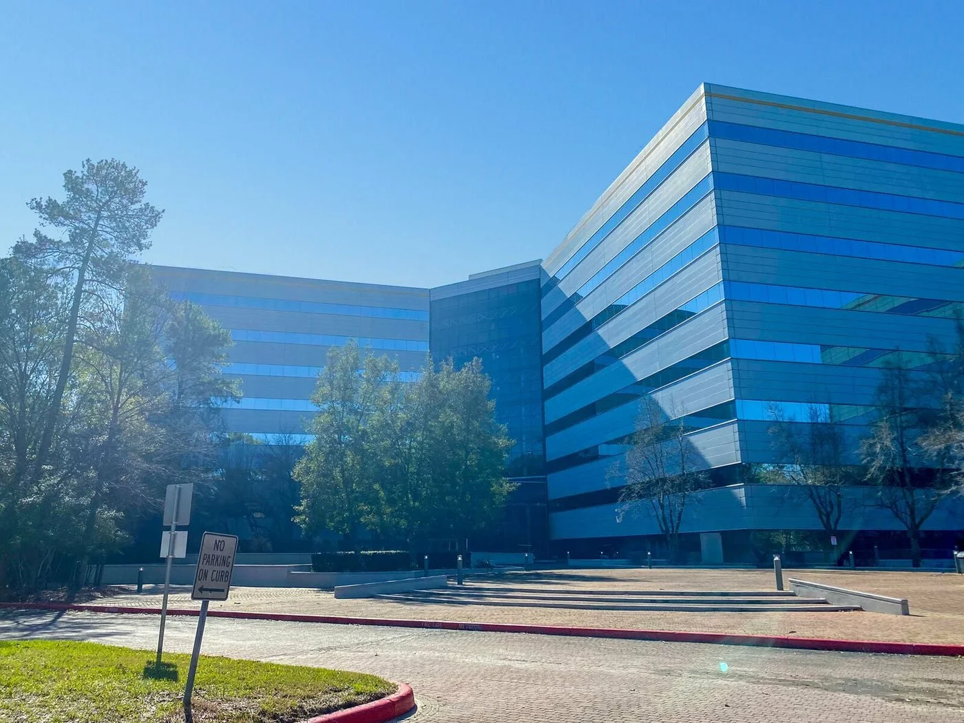 Photo 2 of 11445 Compaq Center West Dr, Houston, TX 77070