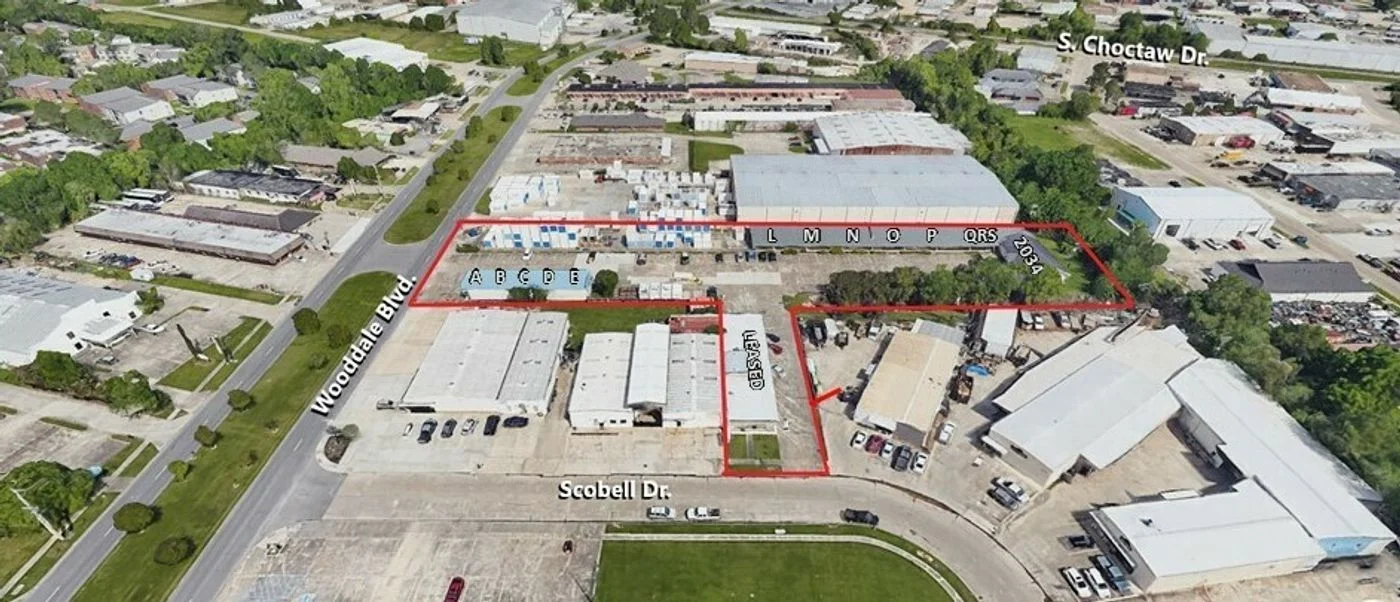 Photo 1 of 2032 2034 2036 Wooddale Blvd, Baton Rouge, LA 70806