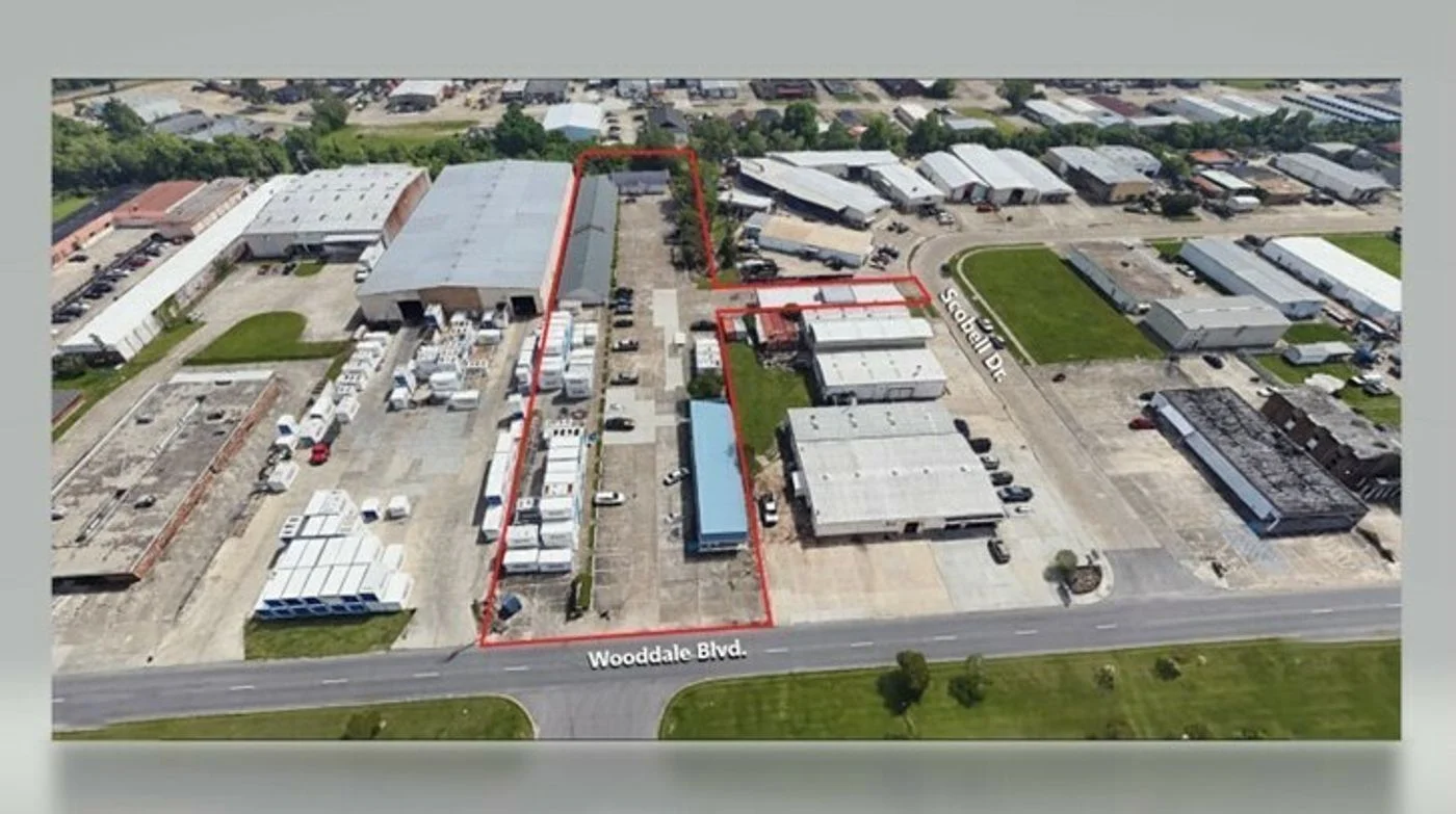 Photo 3 of 2032 2034 2036 Wooddale Blvd, Baton Rouge, LA 70806