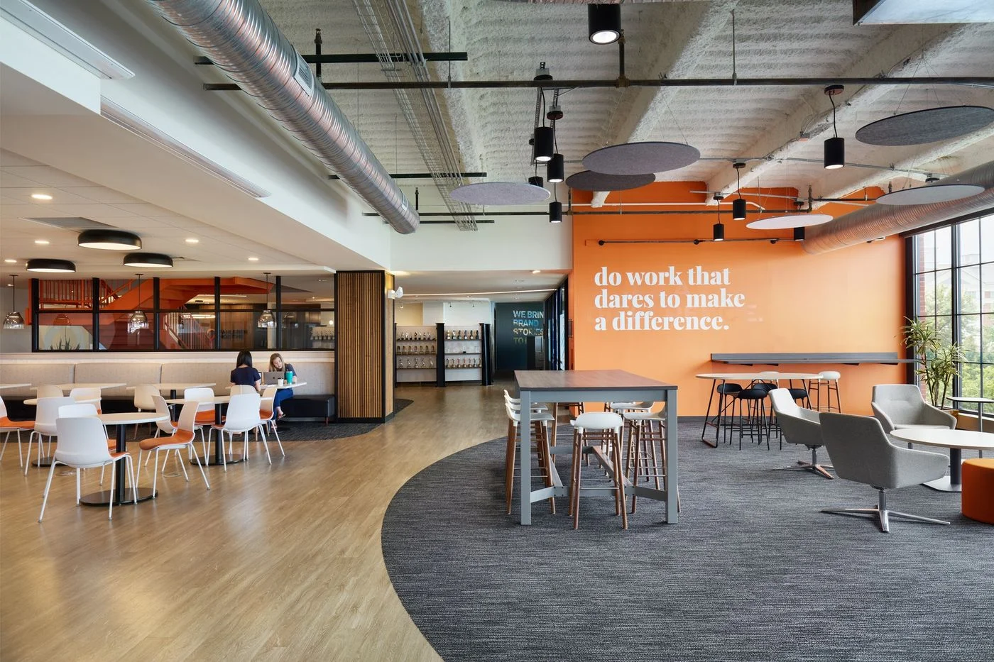 Photo 1 of 4030 Easton Sta, Columbus, OH 43219