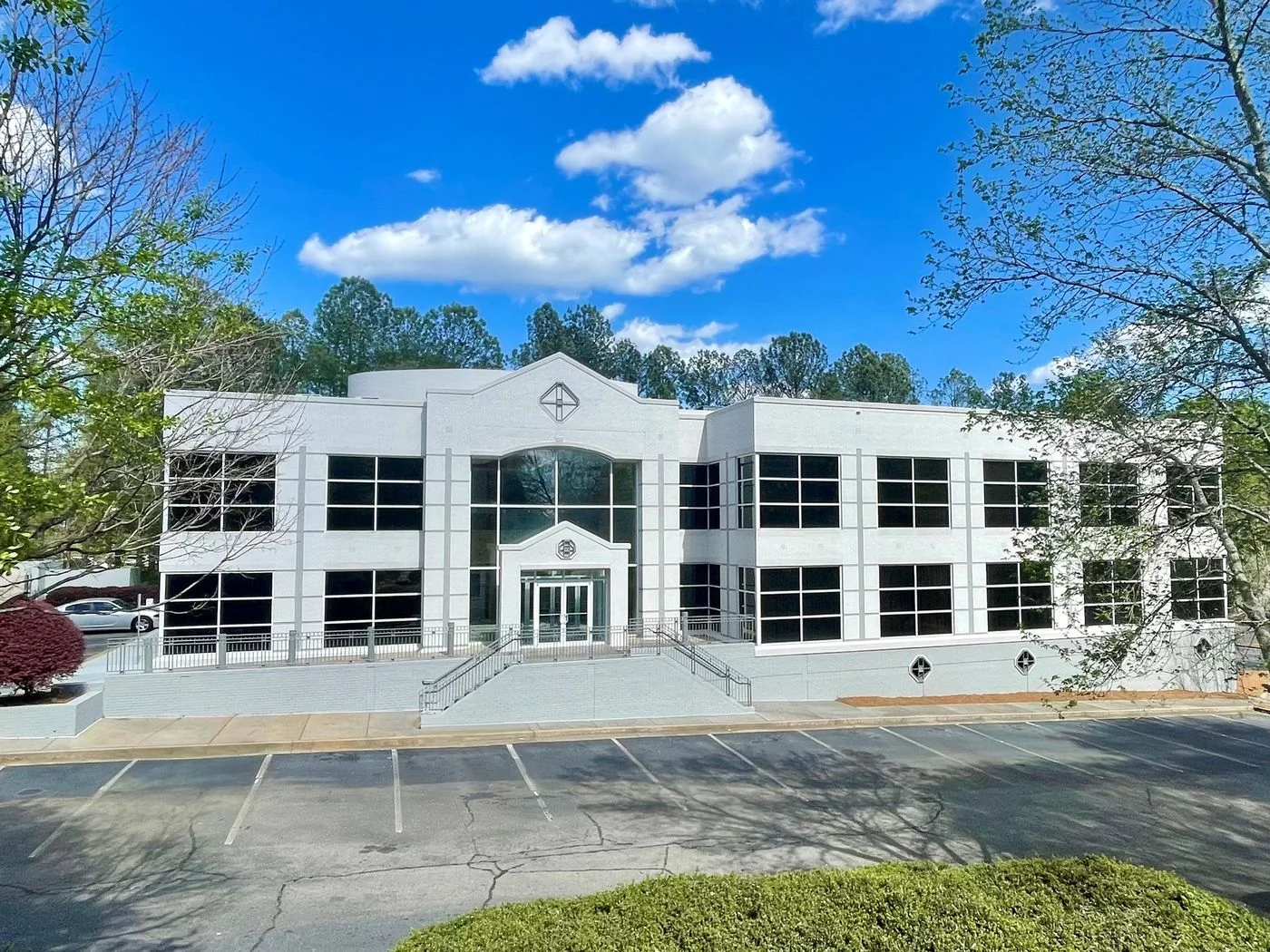 Photo-1 of 3005 Royal Blvd S, Alpharetta, GA 30022