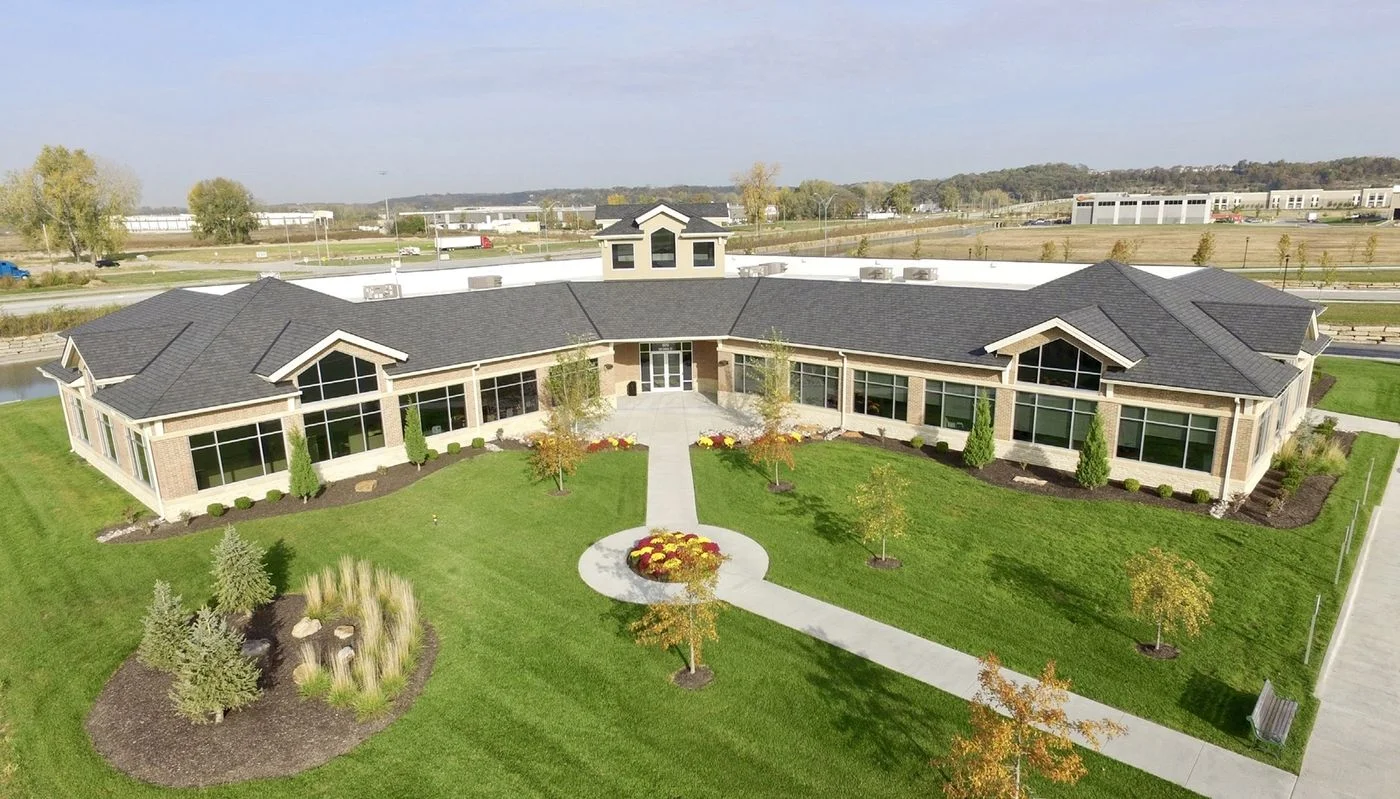 Photo 1 of 5015 NW Canal St, Riverside, MO 64150