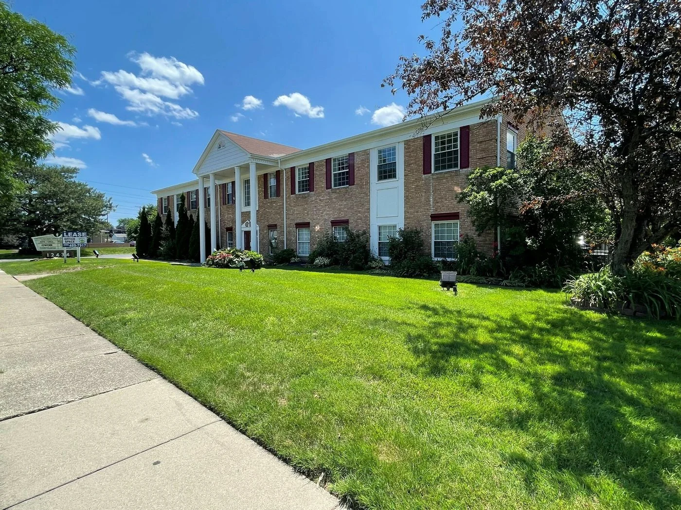 Photo 3 of 12434 E 12 Mile Rd, Warren, MI 48093